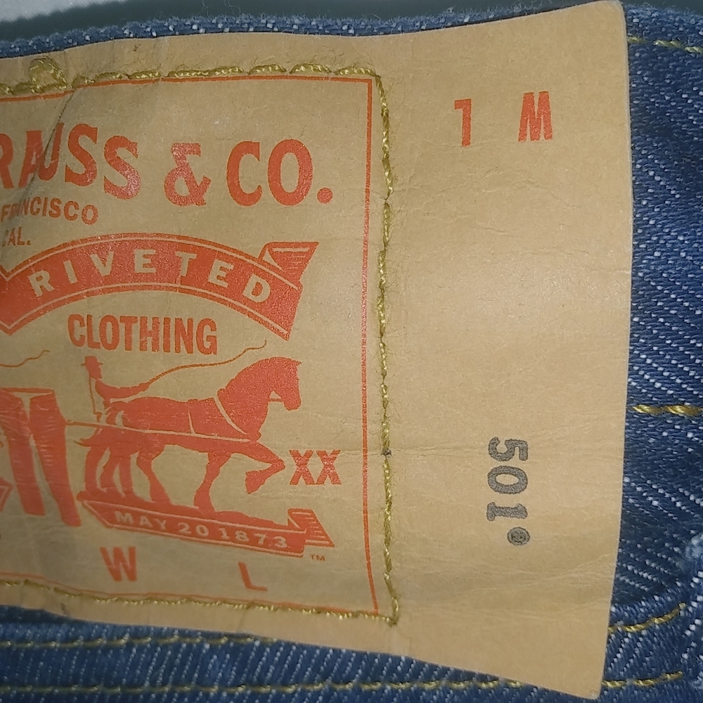 Levis 501 Mens 54x30 Dark Wash Straight Button Fly  Jeans - Picture 6 of 15